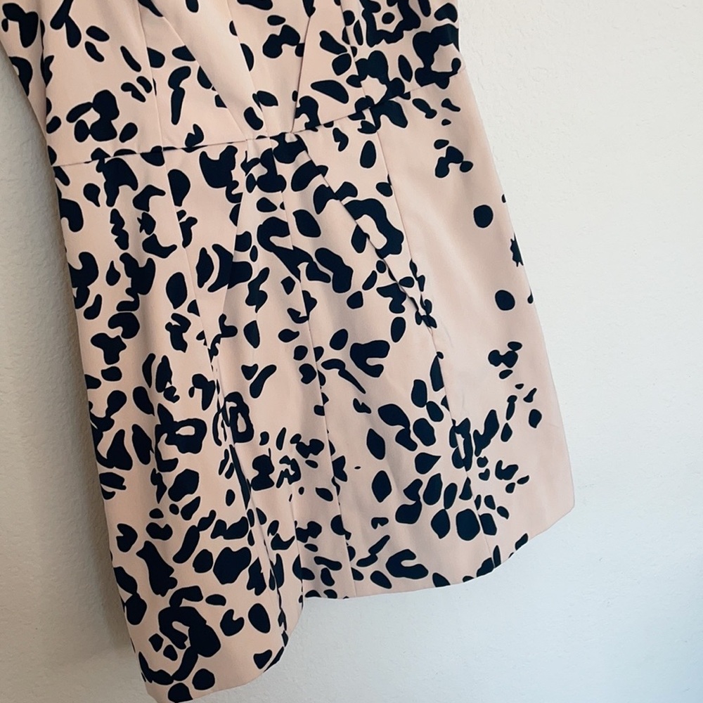 Cameo fit and flare leopard dress - Picture 4 of 4